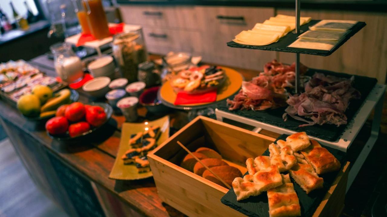 Piccolo Borgo Hotel Киавари Екстериор снимка